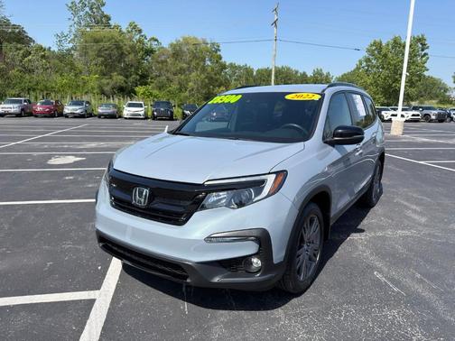 Gray Pearl 2022 Honda Pilot Sport