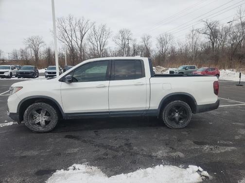 2022 Honda Ridgeline Black Edition