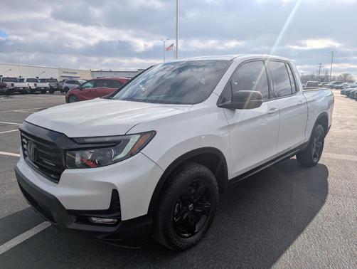 2022 Honda Ridgeline Black Edition