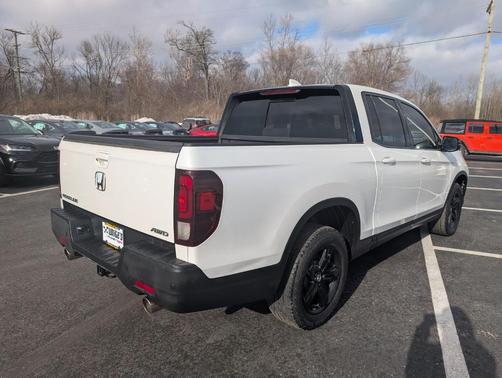 2022 Honda Ridgeline Black Edition