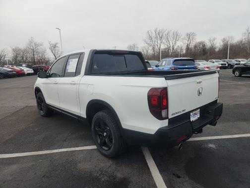 2022 Honda Ridgeline Black Edition