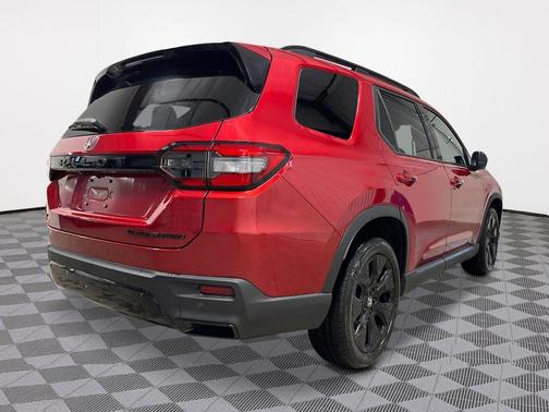 Radiant Red Metallic II 2026 Honda Pilot Black Edition
