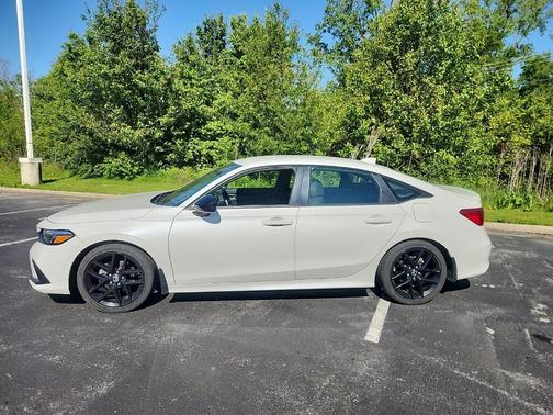 Platinum White Pearl 2024 Honda Civic Sport
