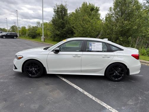 Platinum White Pearl 2024 Honda Civic Sport