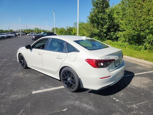 Platinum White Pearl 2024 Honda Civic Sport