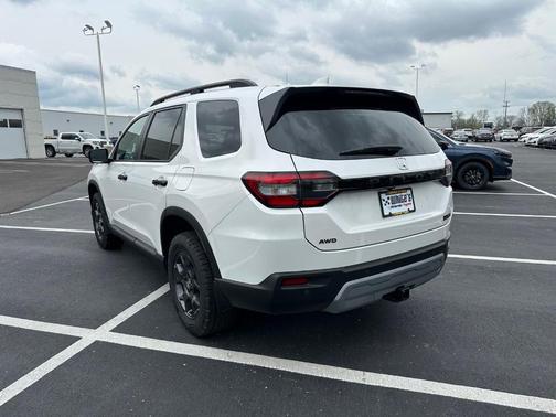 2025 Honda Pilot TrailSport
