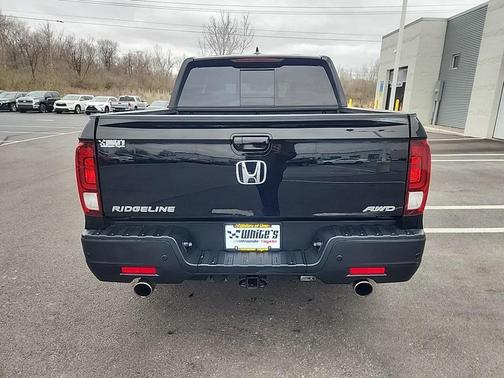 2022 Honda Ridgeline Black Edition