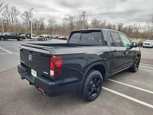 2022 Honda Ridgeline Black Edition