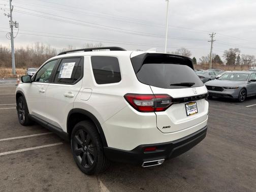 2023 Honda Pilot Sport