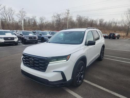 2023 Honda Pilot Sport