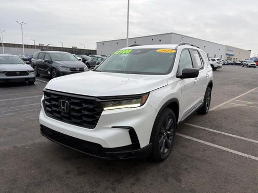 2023 Honda Pilot Sport