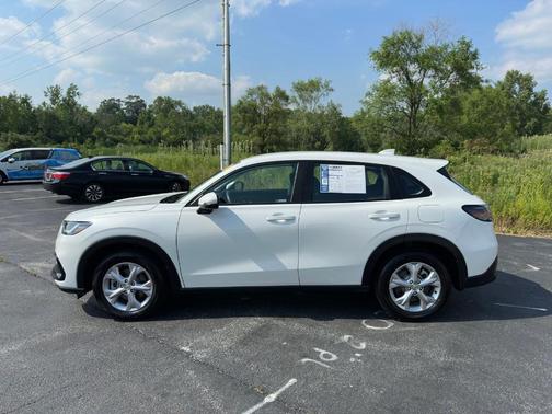 2023 Honda HR-V LX