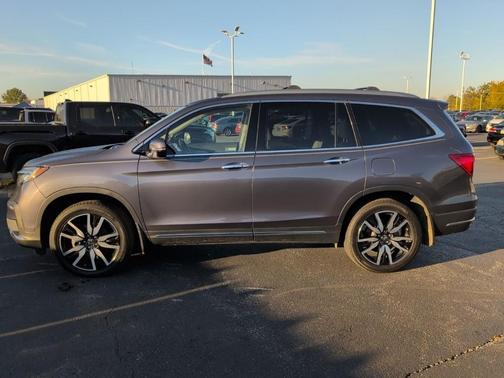 2021 Honda Pilot Touring 7-Passenger