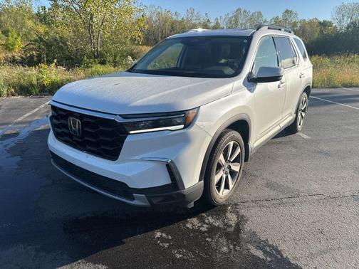 2024 Honda Pilot Touring