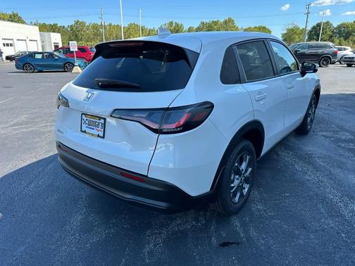 2026 Honda HR-V LX