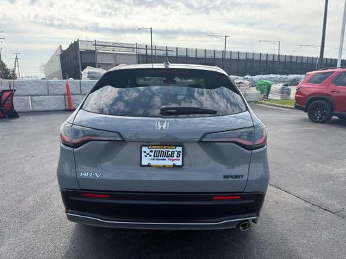 Urban Gray Pearl 2024 Honda HR-V Sport