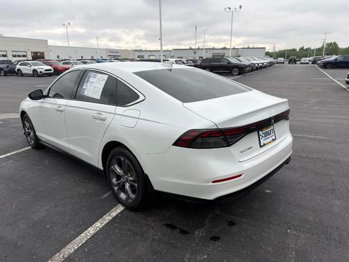 Platinum White 2024 Honda Accord EX