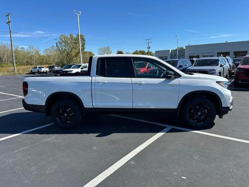 2026 Honda Ridgeline Black Edition Two-Tone