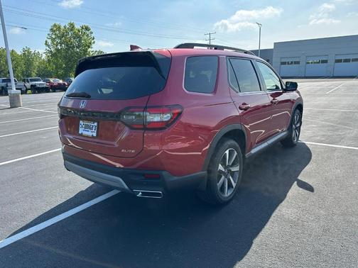 2025 Honda Pilot Elite