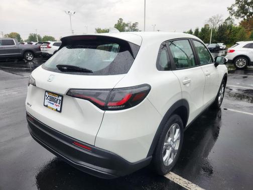 2023 Honda HR-V LX