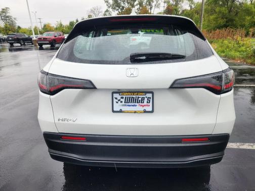 2023 Honda HR-V LX