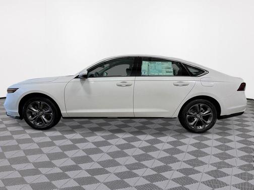 Platinum White Pearl 2026 Honda Accord Hybrid EX-L