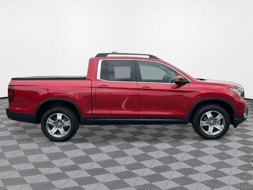 Radiant Red 2026 Honda Ridgeline RTL