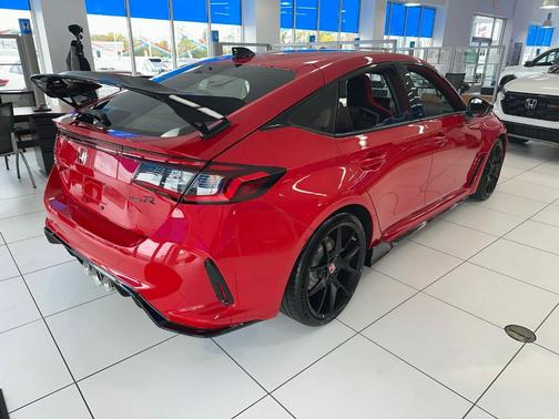 2025 Honda Civic Type R Base
