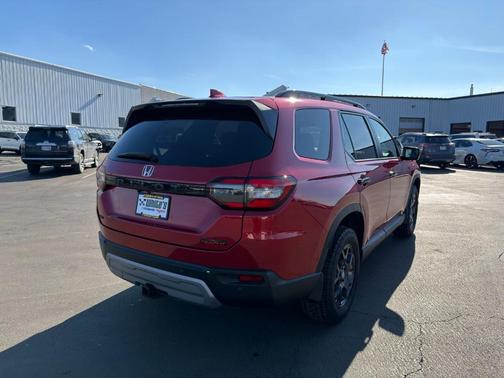 2025 Honda Pilot TrailSport