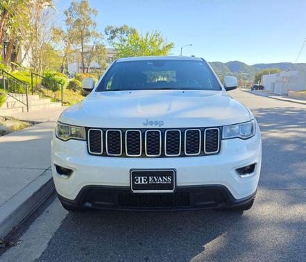 2018 Jeep Grand Cherokee Laredo E