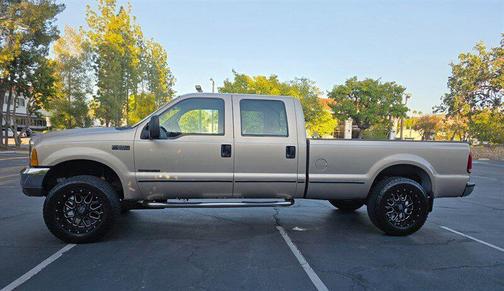 Light Prairie Tan Clearcoat Metallic 1999 Ford F-250 XLT