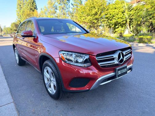 2018 Mercedes-Benz GLC 300 Base