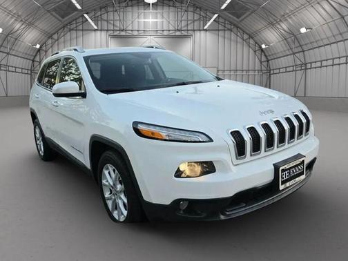 Bright White Clearcoat 2016 Jeep Cherokee Sport
