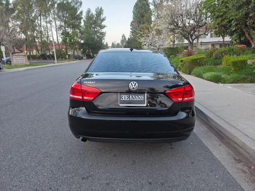 2014 Volkswagen Passat 1.8T S