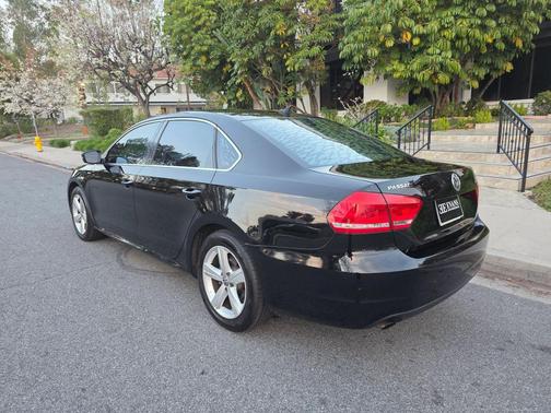 2014 Volkswagen Passat 1.8T S