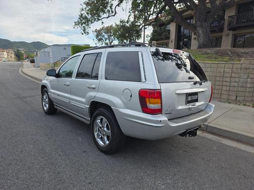 2004 Jeep Grand Cherokee Overland