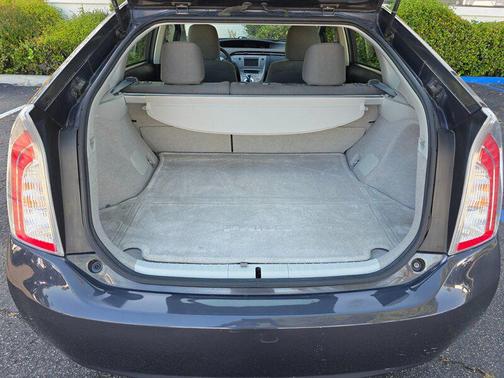 Winter Gray Metallic 2015 Toyota Prius Two