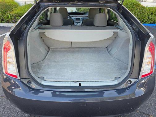 Winter Gray Metallic 2015 Toyota Prius Two