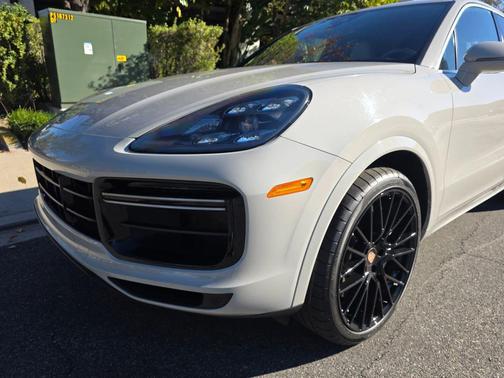 2020 Porsche Cayenne Turbo