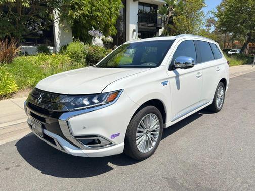 2019 Mitsubishi Outlander PHEV GT