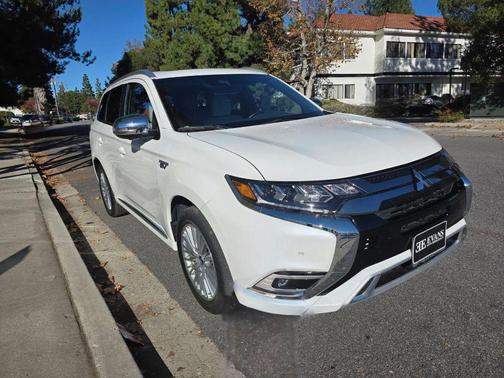 2019 Mitsubishi Outlander PHEV GT
