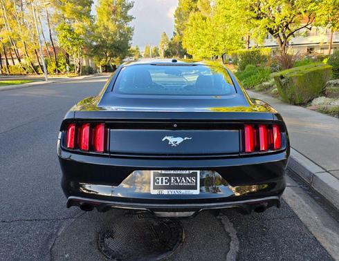 2016 Ford Mustang EcoBoost Premium