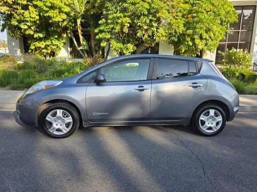 2015 Nissan Leaf S