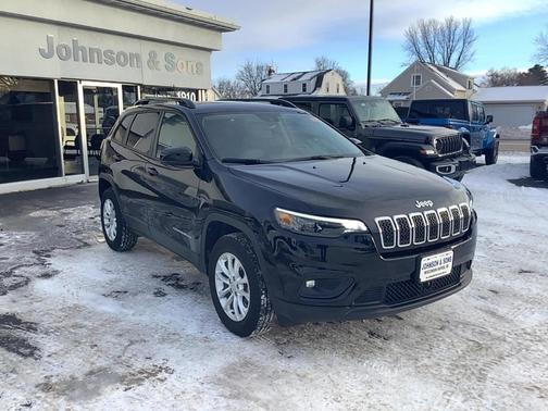 2022 Jeep Cherokee Latitude Lux