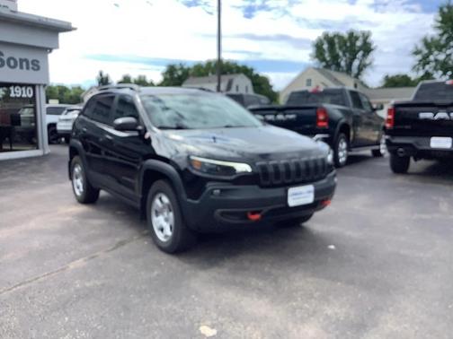 2020 Jeep Cherokee Trailhawk