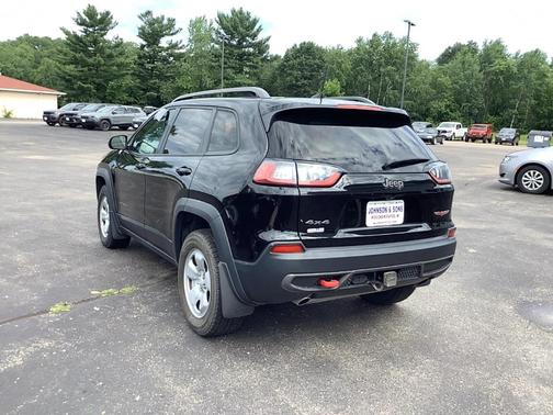 2020 Jeep Cherokee Trailhawk