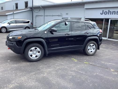 2020 Jeep Cherokee Trailhawk