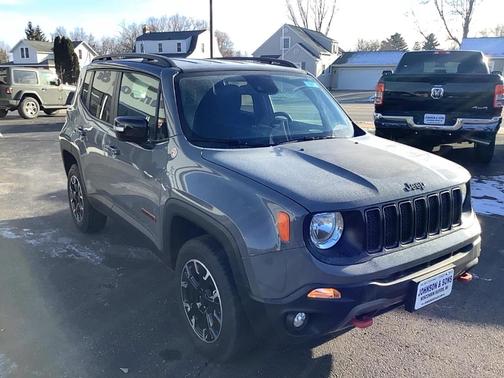2023 Jeep Renegade Trailhawk