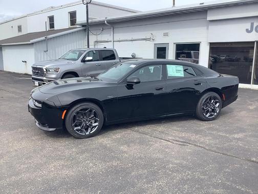 Diamond Black 2026 Dodge Charger R/T