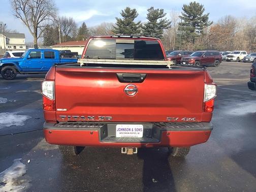 2016 Nissan Titan XD SV